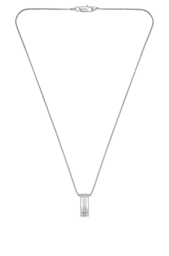 Silverfärgat halsband med hänge med ränder Silverfärgat halsband med hänge med ränder