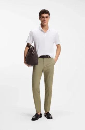 Slim fit-byxor i en stretchig bomullsblandning