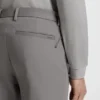 Slim fit-byxor i en stretchig bomullsblandning Slim fit-byxor i en stretchig bomullsblandning