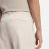 Slim fit-byxor i en stretchig bomullsblandning Slim fit-byxor i en stretchig bomullsblandning