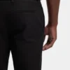 Slim fit-byxor i en stretchig bomullsblandning Slim fit-byxor i en stretchig bomullsblandning