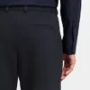 Slim fit-byxor i funktionsstretchtyg Slim fit-byxor i funktionsstretchtyg