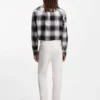 Slim fit-byxor i stretchig bomullsgabardin Slim fit-byxor i stretchig bomullsgabardin