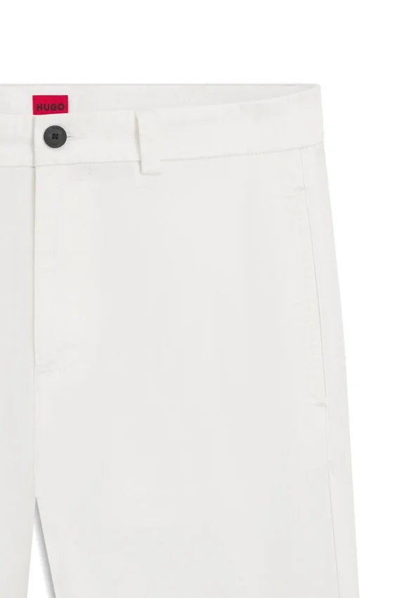 Slim fit-byxor i stretchig bomullsgabardin Slim fit-byxor i stretchig bomullsgabardin