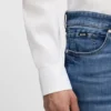 Slim fit-jeans i delawareblått, bekvämt stretchdenim Slim fit-jeans i delawareblått, bekvämt stretchdenim