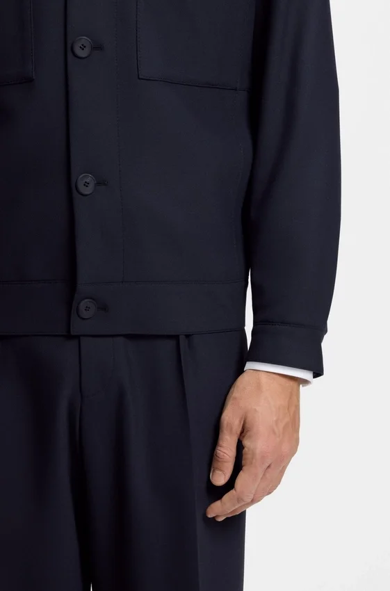 Slim fit-kavaj i skrynkelfri twill Slim fit-kavaj i skrynkelfri twill