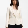 Slim fit-kavaj med sneda insnitt Slim fit-kavaj med sneda insnitt