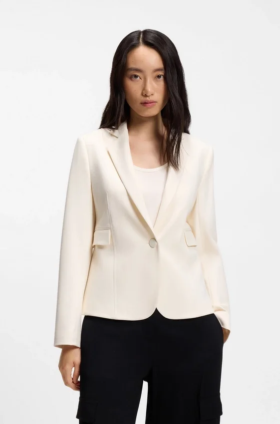 Slim fit-kavaj med sneda insnitt Slim fit-kavaj med sneda insnitt