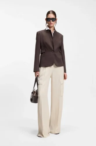 Slim fit-kavaj med sneda insnitt