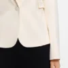 Slim fit-kavaj med sneda insnitt Slim fit-kavaj med sneda insnitt