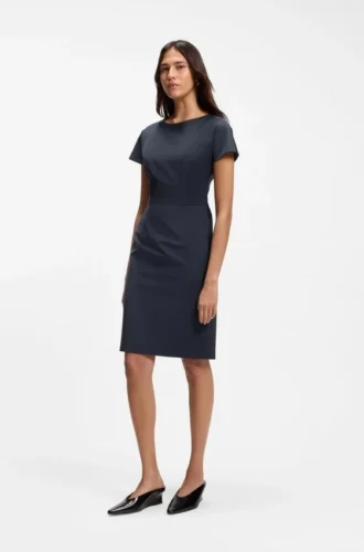 Slim fit-klänning i italiensk stretchull