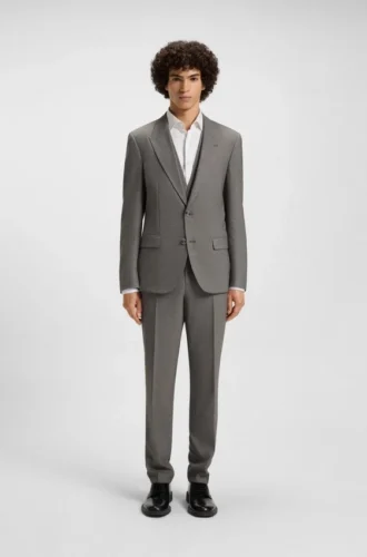Slim fit-kostym och tre delar i stretchigt sharkskin