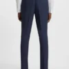 Slim fit-kostym och tre delar i stretchigt sharkskin