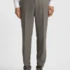 Slim fit-kostym och tre delar i stretchigt sharkskin