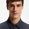 Slim fit-skjorta i italiensk funktionsstretch-seersucker Slim fit-skjorta i italiensk funktionsstretch-seersucker