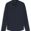 Slim fit-skjorta i italienskt tyg med funktionsstretch Slim fit-skjorta i italienskt tyg med funktionsstretch