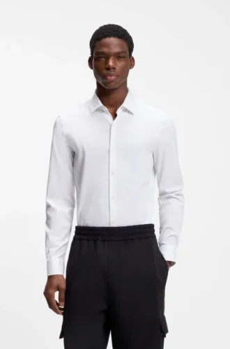 Slim fit-skjorta i stretchig twill