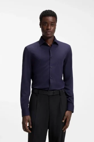 Slim fit-skjorta i stretchig twill