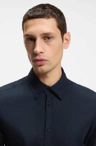 Slim fit-skjorta i stretchlinne