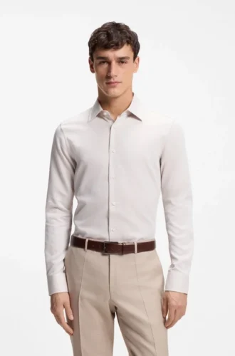 Slim fit-skjorta i strukturerad bomull tillverkad i Italien
