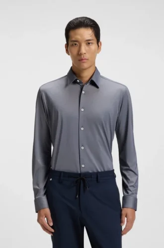 Slim fit-skjorta i strukturerat funktionsstretchtyg