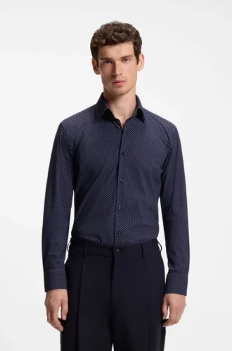 Slim fit-skjorta i tryckt stretchtyg