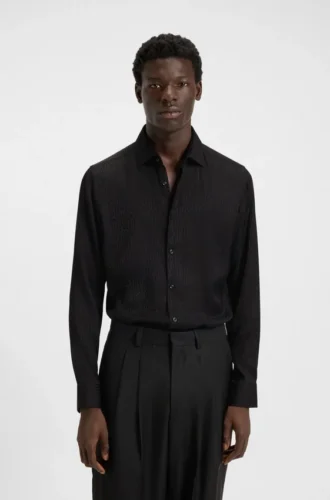 Slim fit-skjorta med jacquardmönster