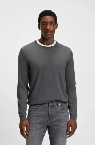 Slim fit-tröja i merinoull