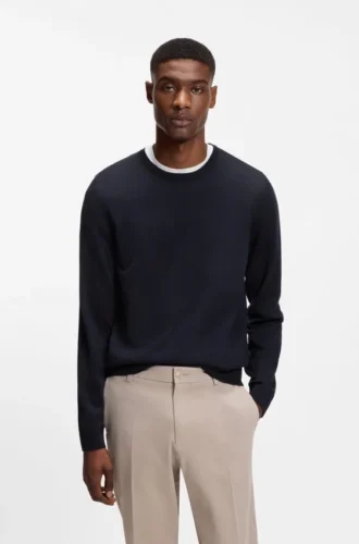 Slim fit-tröja i merinoull