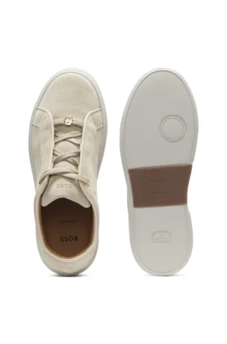 Sneakers i mocka med dold kilklack