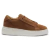 Sneakers i mocka med dold kilklack