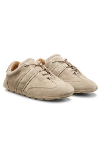 Sneakers i mocka med Double B-monogram