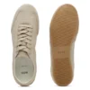 Sneakers i mocka med logodetaljer