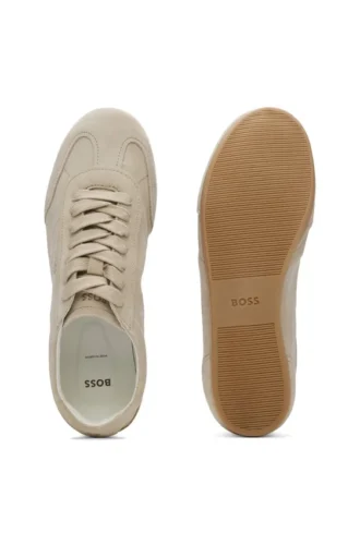 sneakers i mocka med logodetaljer 2 1 330x500 - Sneakers i mocka med logodetaljer
