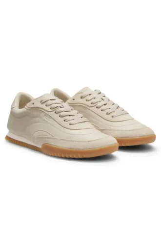 Sneakers i mocka och läder