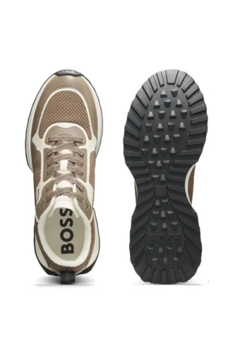 Sneakers med meshdetaljer i blandade material