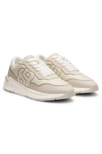 Sneakers med mocka-detaljer och Double B-monogram