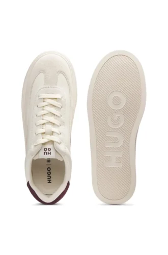 Sneakers med mocka-detaljer och låg profil