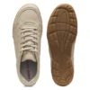 Sneakers med staplade logotyper i konstläder Sneakers med staplade logotyper i konstläder