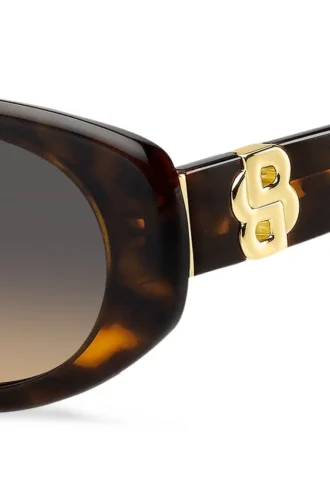 Solglasögon i sköldpaddsmönstrat acetat med Double B-monogram