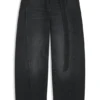 Svarta jeans med ballongben i styv denim