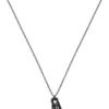 Svartpläterat halsband med läderetikett och metallkedja Svartpläterat halsband med läderetikett och metallkedja
