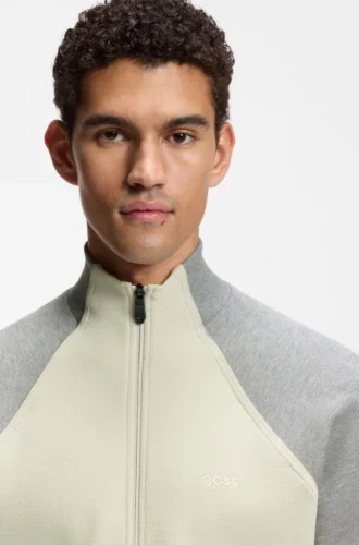 Sweatshirt med kontrastkant i bomullsblandning