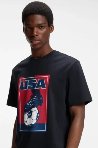 T-shirt i bomull med fotbollsmotiv och avslappnad passform