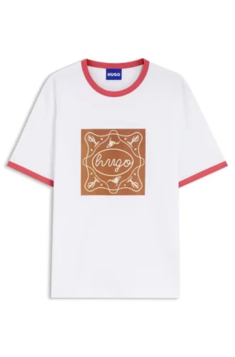 T-shirt i bomull med grafiskt tryck och smal passform