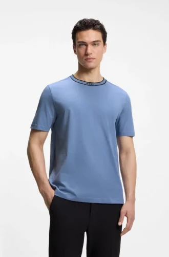 T-shirt i bomull med logotyp och rund hals