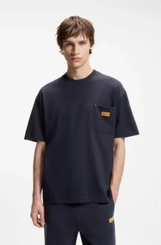 T-shirt i bomull med lös passform och logotyp i mocka