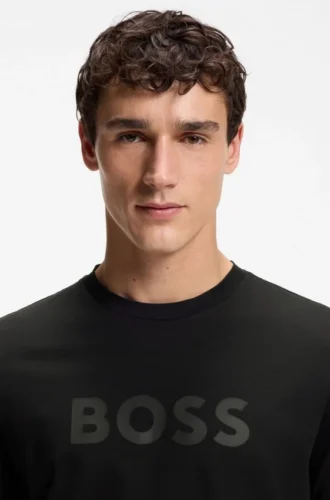 T-shirt i bomull med normal passform och modern logotyp