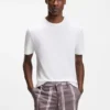 T-shirt i bomull och linne med normal passform