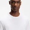 T-shirt i bomull och linne med normal passform